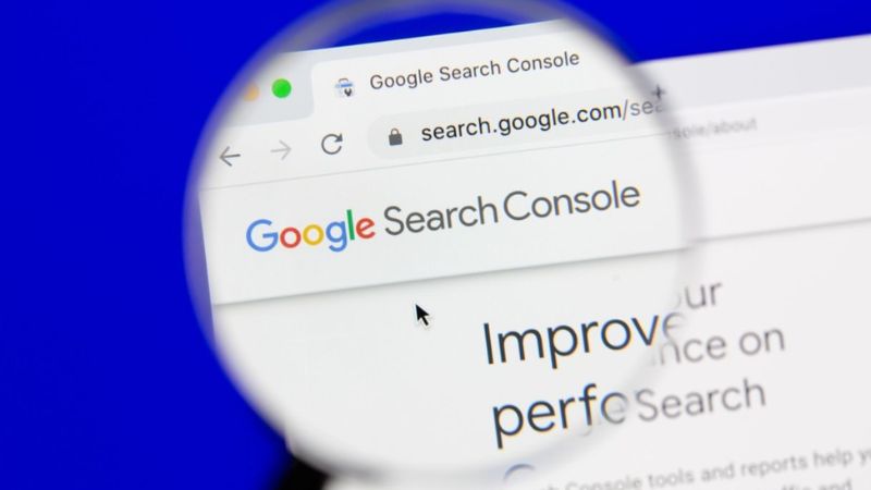 Google Search Console kiểm tra traffic website